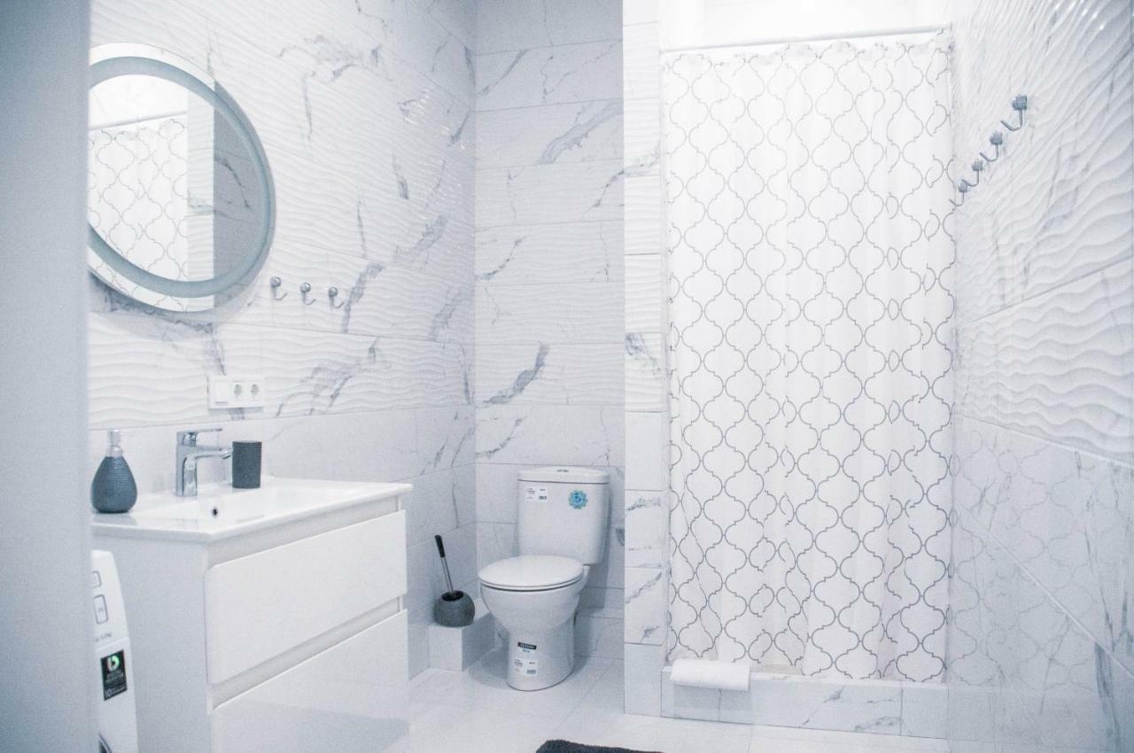 Apartment In Arсadia 2 Bedrooms Одеса Екстериор снимка